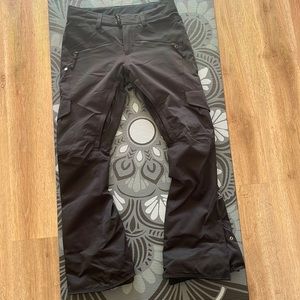 686 Ladies Insulated Snowboard Cargo Pants